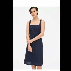 New and classic Gap women’s size 10P navy button front apron dress linen